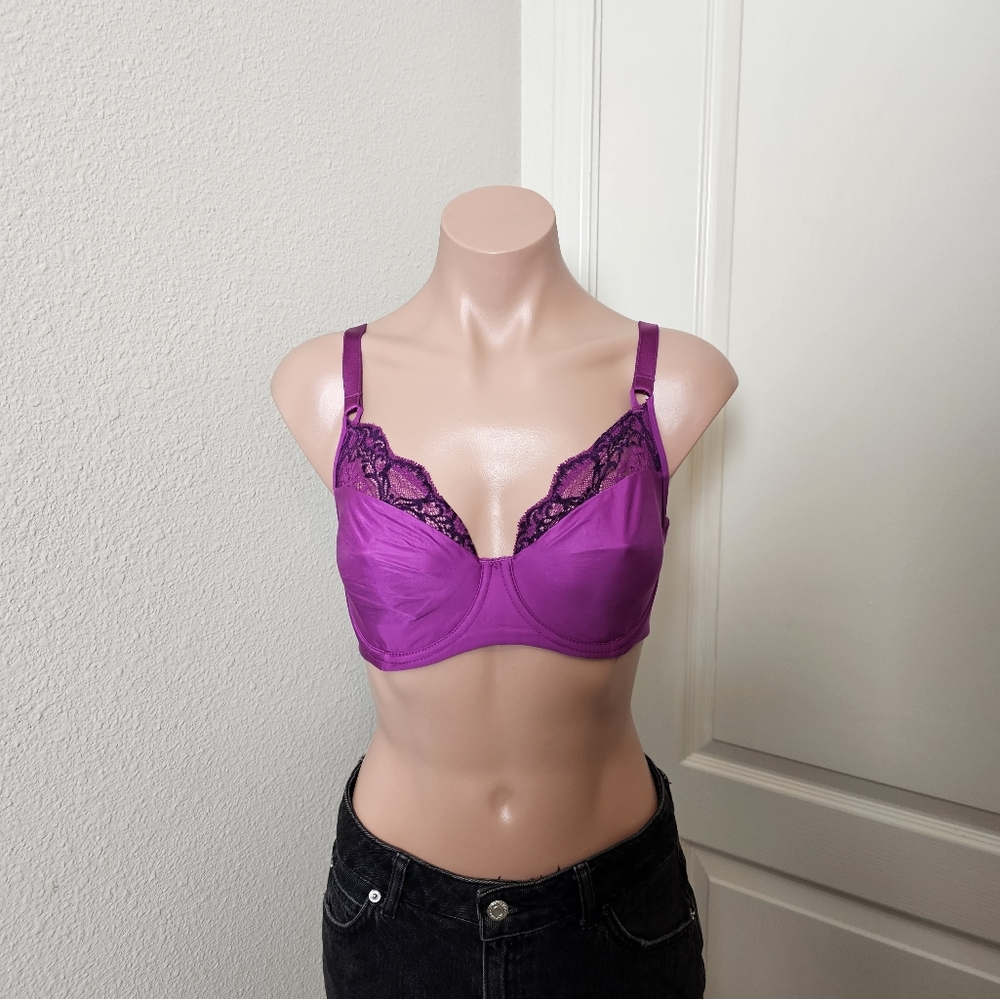 Wacoal Purple Lace Trim Bra